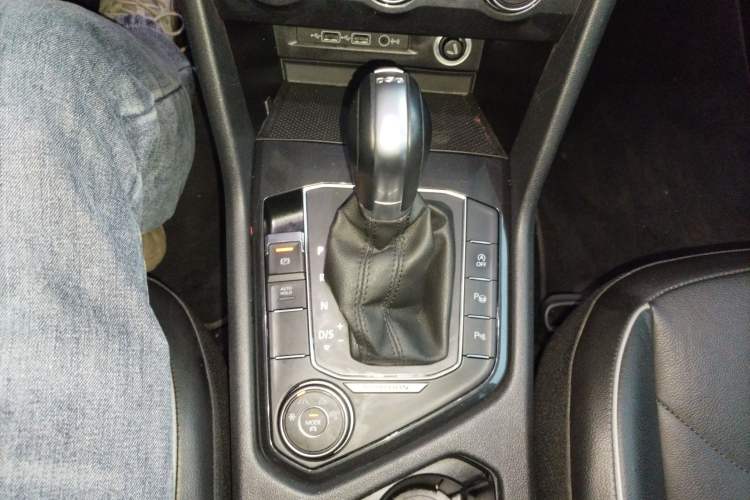 Used Volkswagen Tiguan 2018 330TSI Four-Wheel Drive High-End Model