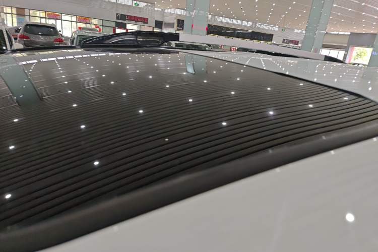 Used Haval H6 2015 Upgraded Model 1.5T Manual Two-Wheel Drive Elite Version Roof