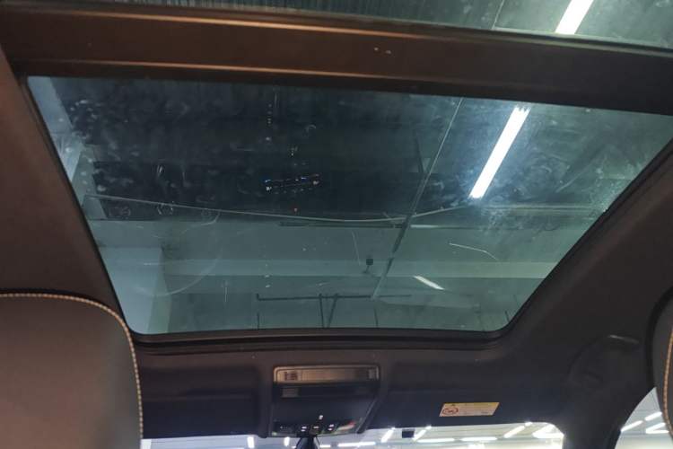 Used Volkswagen Tayron 2020 380TSI All-Wheel Drive R-Line Connected Version
