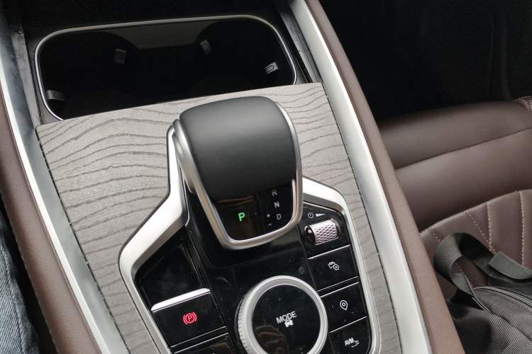 Used Chery Tiggo 8 PRO 2024 Champion Edition 290T Two-Wheel Drive Peak Version 7 Seats
