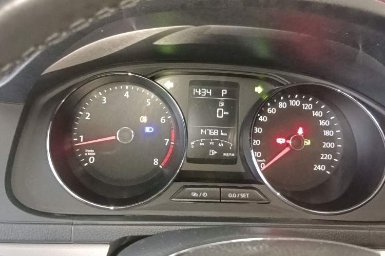 Used Volkswagen Lavida 2015 1.6L Automatic Comfort Edition