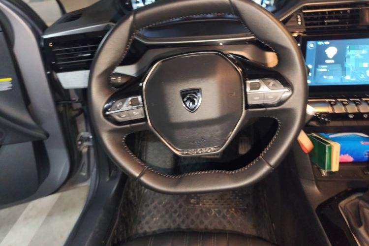 Used Peugeot 408 2022 1.6T Light-Chasing Edition Steering Wheel
