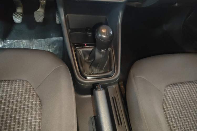 Used Volkswagen Santana 2019 1.5L Manual Fashion Edition China VI Standard