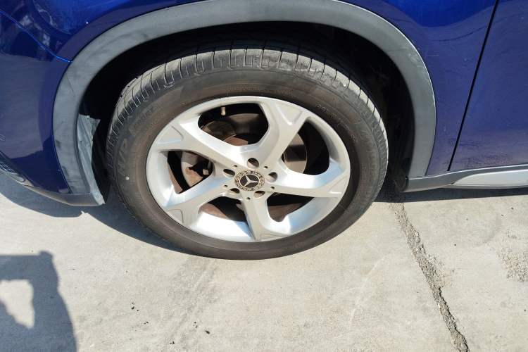 Used Mercedes-Benz GLA 2019 GLA 200 Dynamic Edition Left Front Wheel Hub