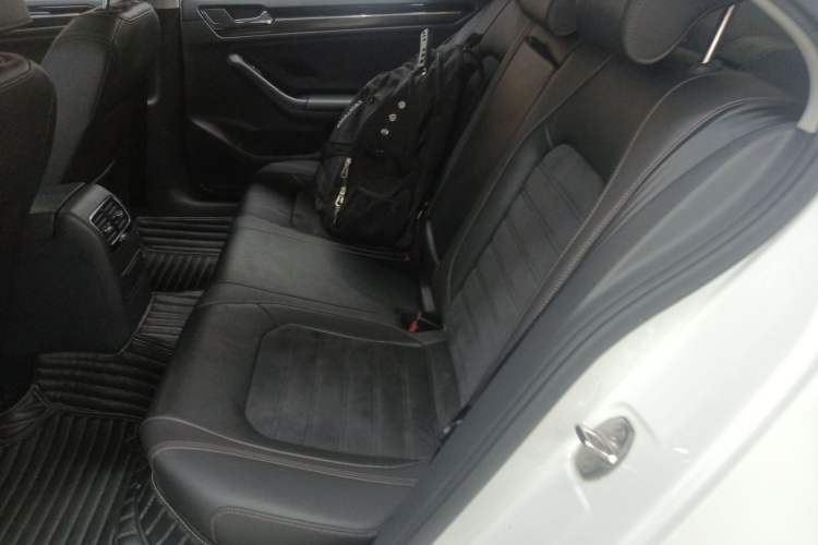 Used Volkswagen Sagitar 2015 230TSI Automatic Luxury Model Left Rear Seat