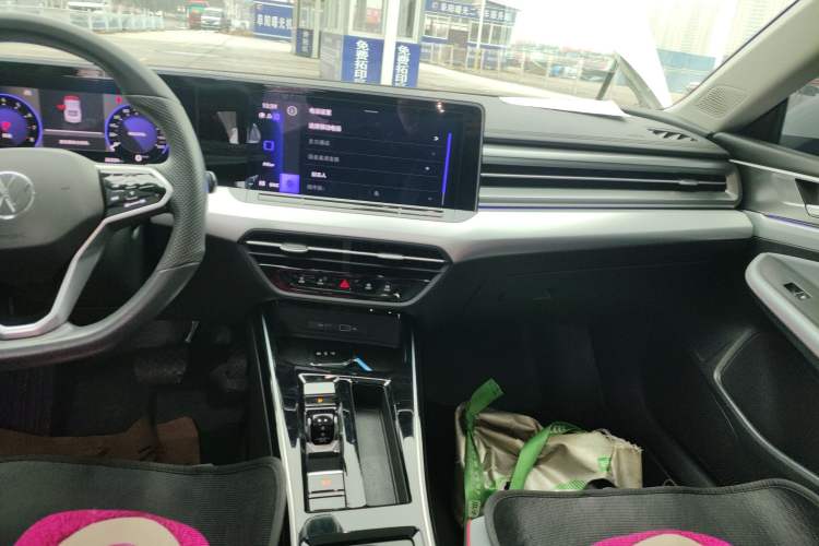 Used Volkswagen Lamando 2024 Lavida L 280TSI DSG Cool & Spicy Edition