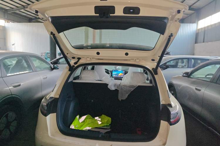 Used Geely Galaxy Geome 2026 Model 310km Dream Edition Trunk