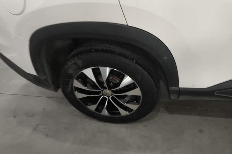 Used Baojun 530 2021 Global Car Anniversary Edition 1.5T CVT Luxury Model 7 Seats