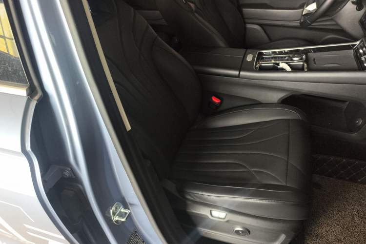 Used Chery Fengyun T9 2024 120 Long-Range Flagship Version 7 Seats Ternary Lithium
