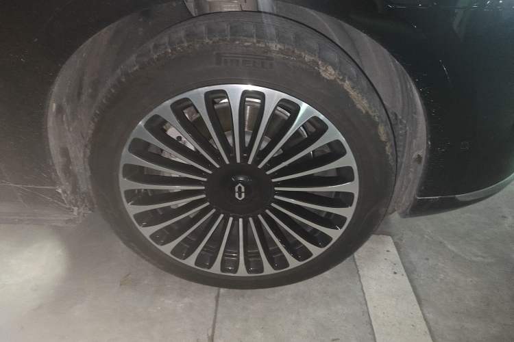 Used Hima AITO M9 2024 Range-Extended Ultra Version 42 kWh 6-Seater Model
