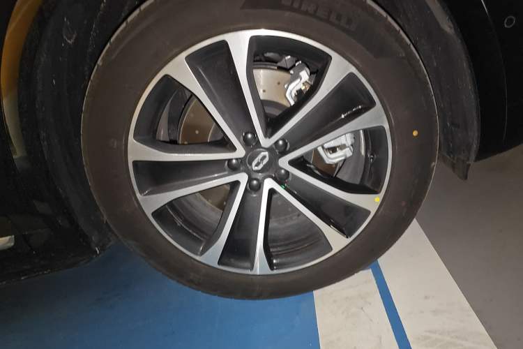 Used Hima AITO M7 2026 Model Range-Extending Ultra All-Wheel Drive 5-Seater Version
