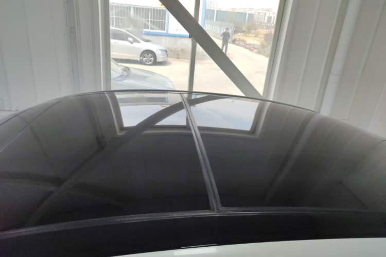 Used Kia K5 2015 2.0L Automatic LUX Roof