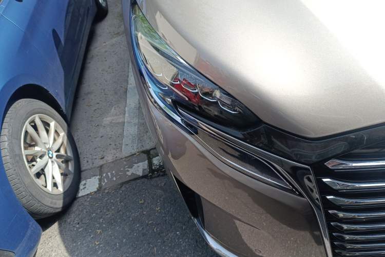 Used Buick GL8 2023 ES Lu Zun Comfort Model
