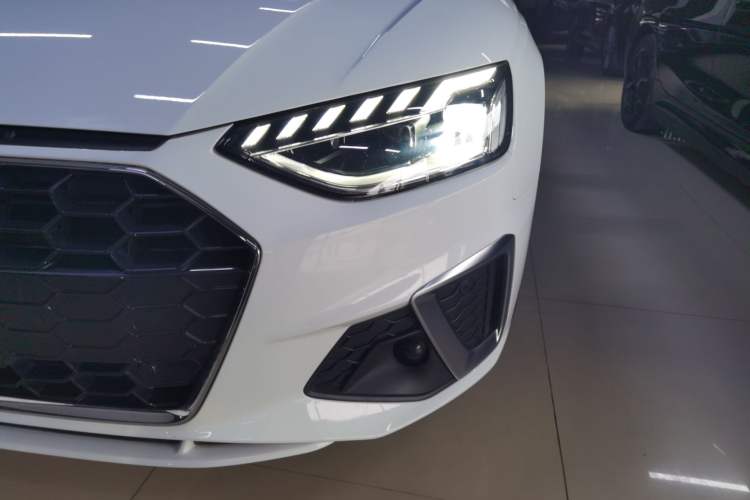 Used Audi A4L 2022 40 TFSI Fashion Dynamic Model Left Front Headlight