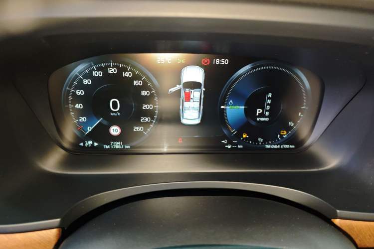 Used Volvo S90 New Energy 2019 T8 E-Drive Hybrid Intelligent Luxury Version China V Standard Instrument Cluster