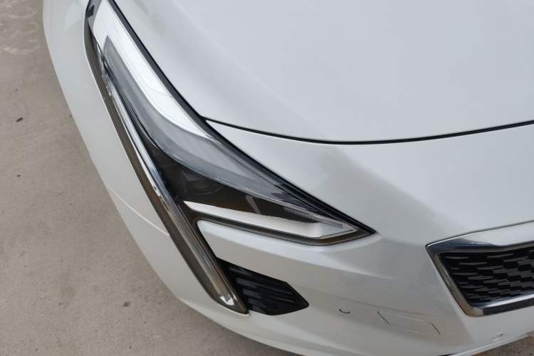 Used Cadillac CT6 2019 28T Fashion Edition Right Front Headlight