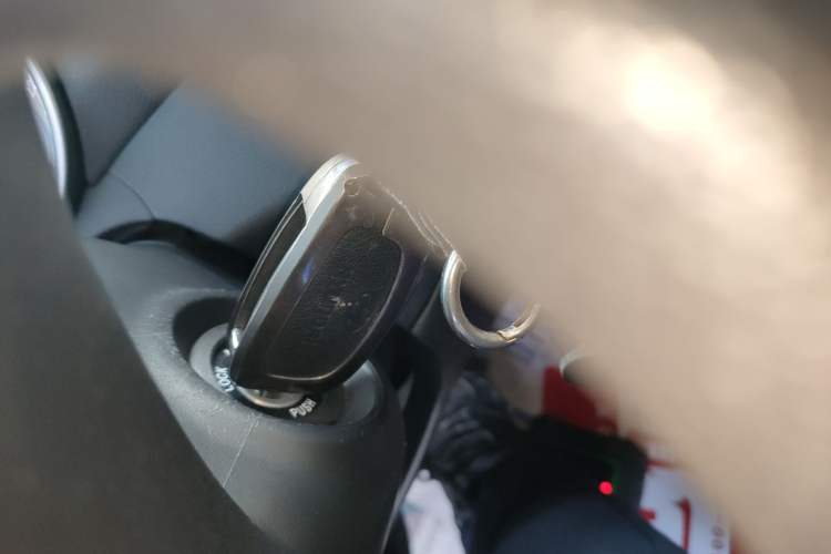 Used Hyundai Elantra (5th Generation / Langdong) 2012 1.6L Automatic Fashion Edition Vehicle Key