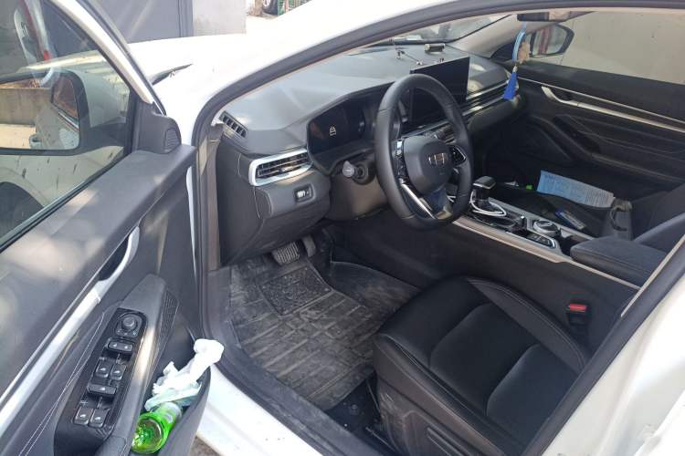 Used Geely Auto Emgrand 2025 4th Generation 1.5L CVT Luxury Version
