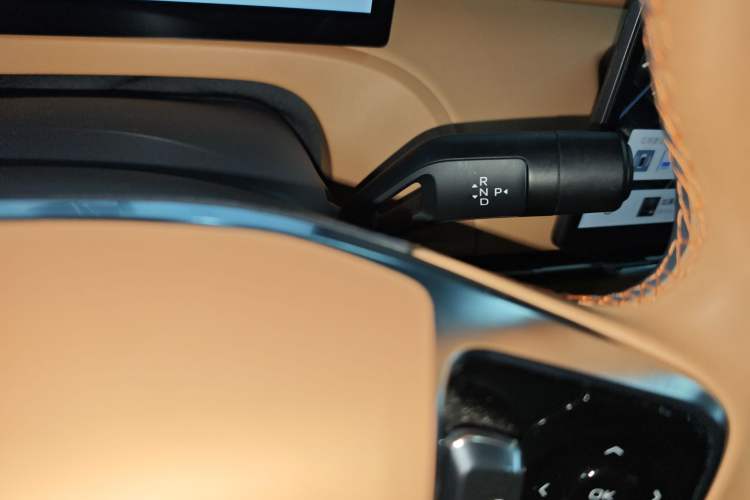 Used Geely Galaxy Galaxy Xingjian 7 EM-i 2025 120km Flagship Edition
