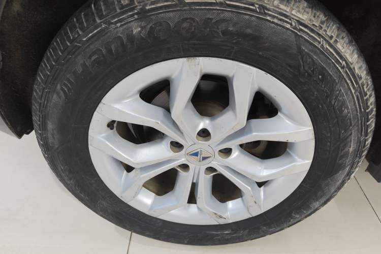 Used BORGWARD BX5 2017 20TGDI Automatic Two-Wheel Drive Pioneer Edition
