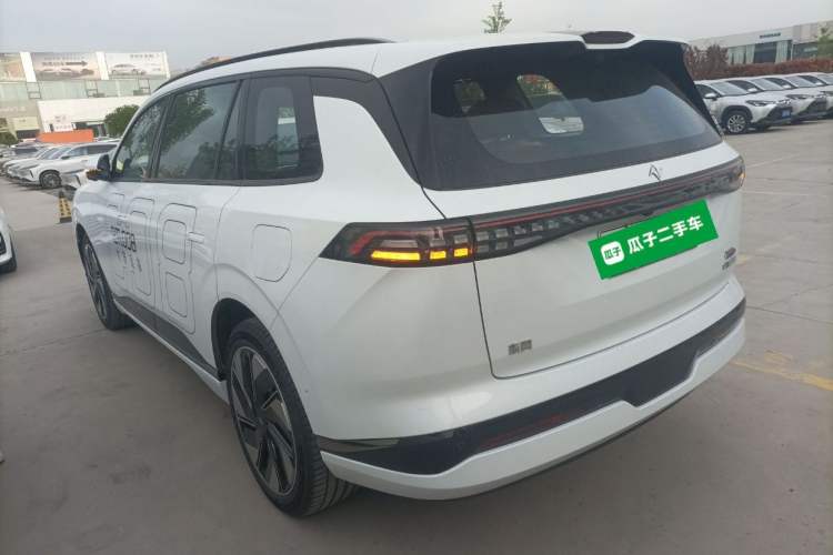 Used Dongfeng eπ eπ008 2025 210 Ultra Range-Extended Version 5 Seats