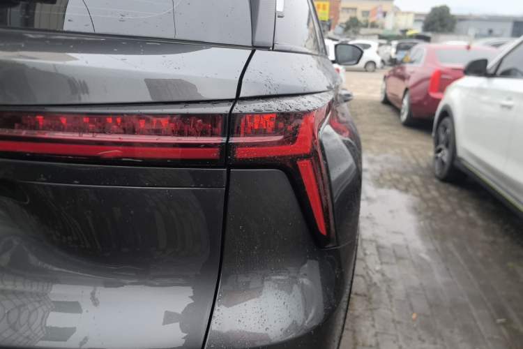 Used Changan CS75 PLUS 2023 3rd Generation 2.0T Automatic Flagship Model
