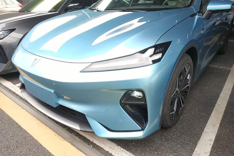 Used Deepal L07 2025 230Max Deep Blue Intelligent Driving AD PRO Range-Extended Version