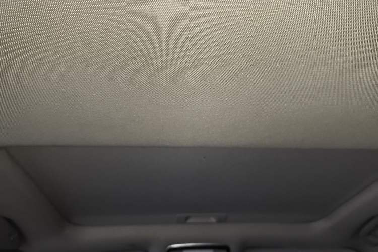 Used Zotye T600 Coupe 2017 1.5T Manual Luxury Model Headliner