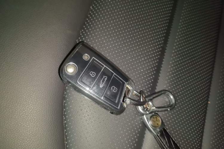 Used Volkswagen Tharu 2022 280TSI Two-Wheel-Drive Luxury Edition Vehicle Key