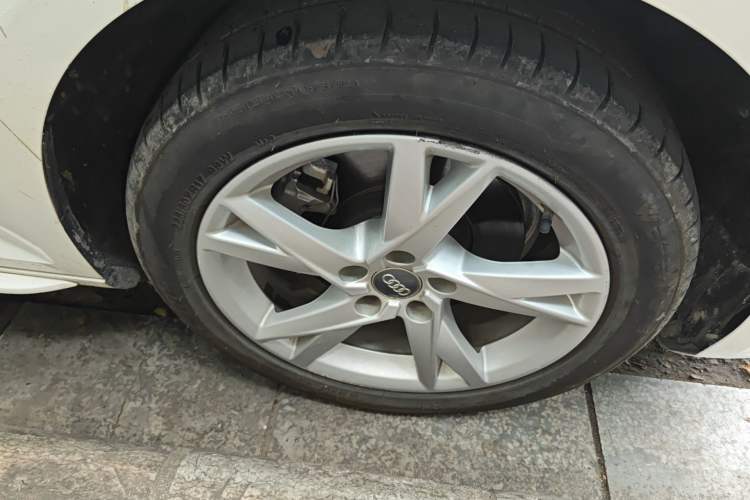 Used Audi A4L 2018 30th Anniversary Edition 40 TFSI Trendy Model
