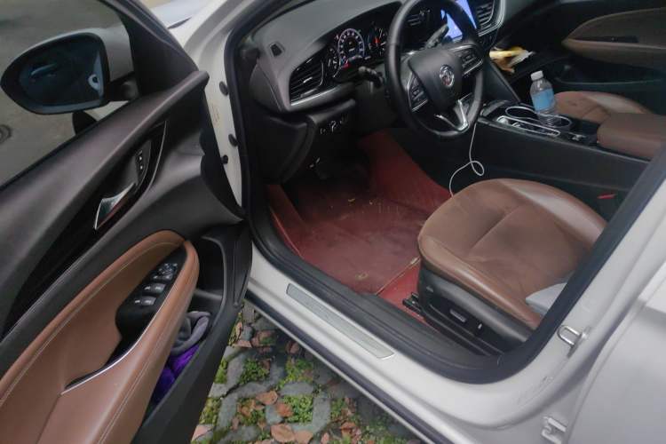 Used Buick Regal 2020 552T Luxury Version Driver Seat