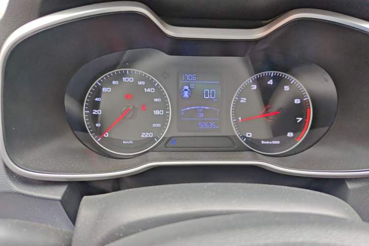 Used MG ZS 2017 1.5L Manual Elite Edition Instrument Cluster