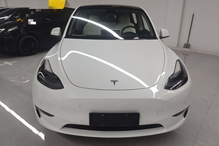 Used Tesla Model Y 2023 Long-Range All-Wheel-Drive Version Front