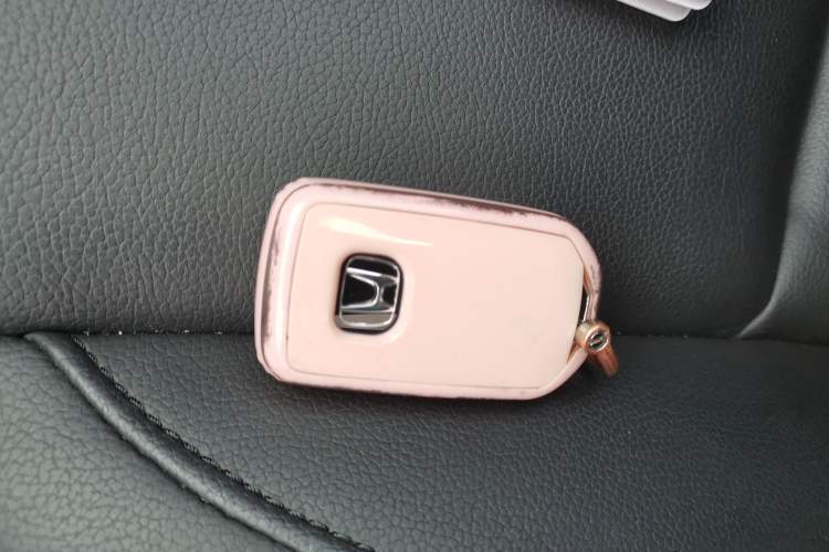 Used Honda Crider 2019 180 Turbo CVT Luxury Edition China VI Emission Standard Vehicle Key