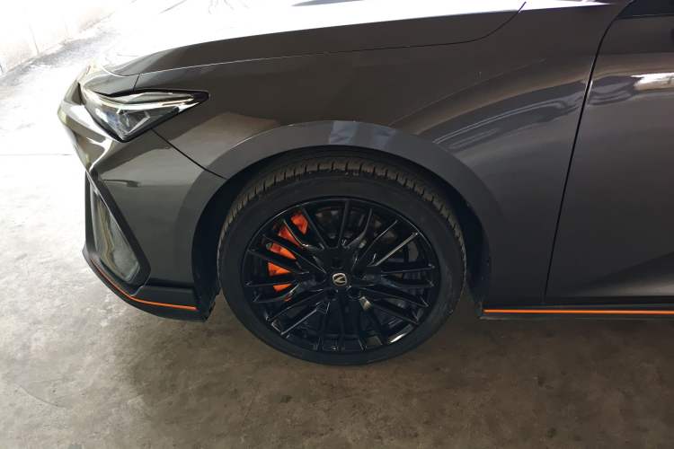 Used Changan UNI-V 2025 Model Third-Generation 2.0T Dynamic Edition