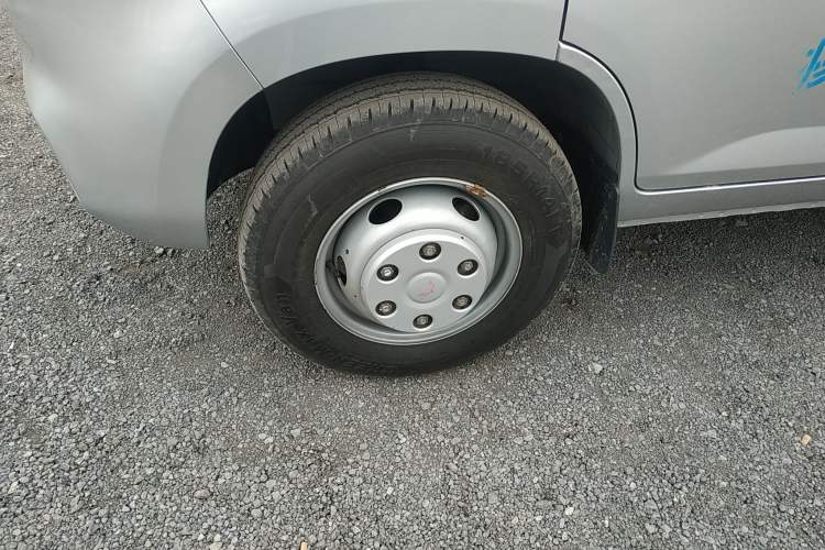 Used Wuling Rongguang New Truck 2021 1.8L Base Model Double-Cab with Dual Rear Wheels LJ479Q6