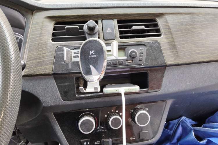 Used Jinbei Hiace X30 2018 1.3L Comfort Model DLCG12 Audio And AC Panel