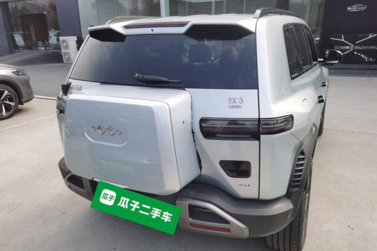 Used Formula Leopard Titanium 3 2025 501KM All-Wheel Drive Intelligent Driving Ultra Version
