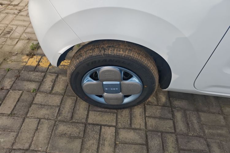 Used Geely Galaxy Panda 2024 Panda Mini 200km Endurance Bear
