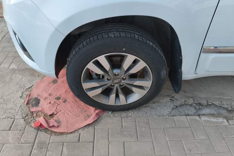 Used Chery Tiggo 3 2016 1.6L CVT ZhiShang Edition