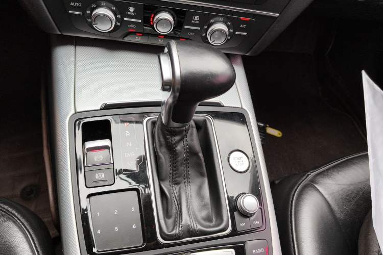 Used Audi A6L 2014 30 FSI Technology Model Gear Lever