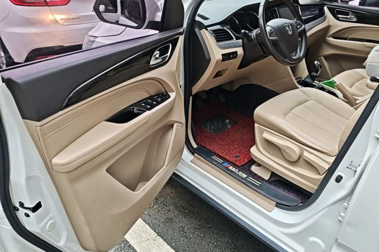 Used Baojun 730 2016 1.8L Manual Luxury Edition 7 Seats
