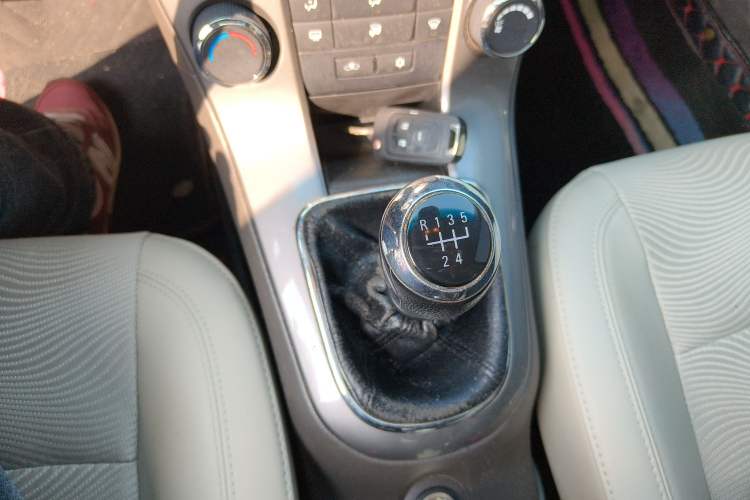 Used Chevrolet Cruze 2015 1.5L Classic SE MT