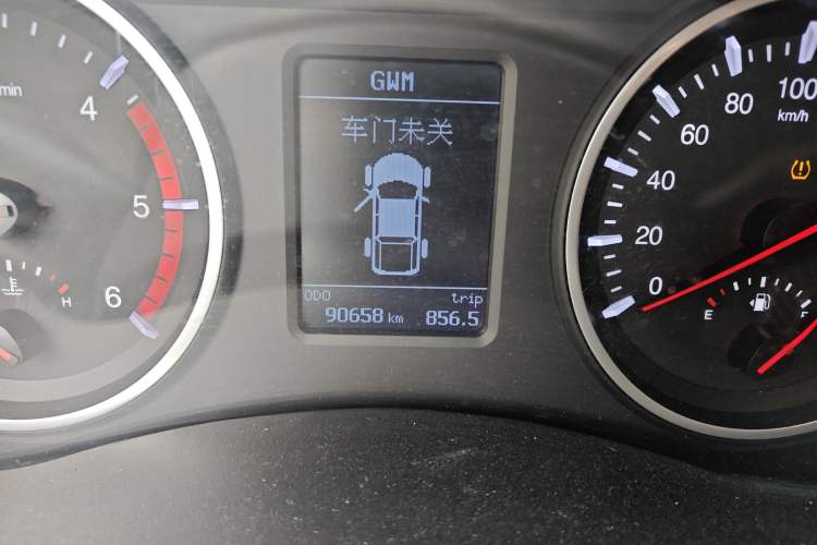 Used Great Wall Wingle 5 2017 2.0T European Version Diesel Two-Wheel Drive Elite Plus Big Double-Cab GW4D20D