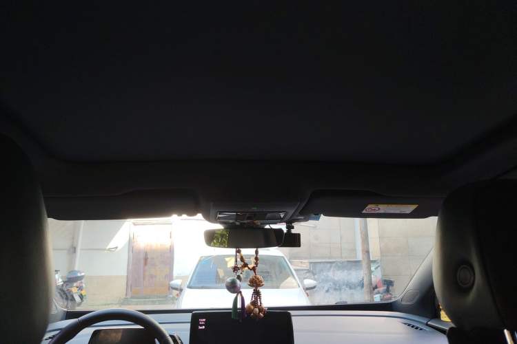 Used Volkswagen ID.4 CROZZ 2021 Long-Range PRO Two-Wheel Drive Version
