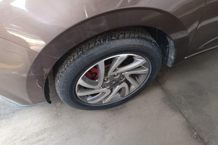 Used JAC Group Refine S2 2015 1.5L CVT Luxury Smart Version