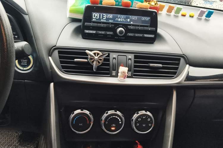 Used Mazda CX-4 2016 2.0L Automatic 2WD Blue Sky Dynamic Edition
