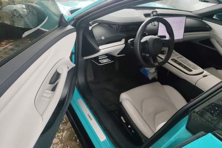 Used Xiaomi Auto SU7 2024 Rear-Drive Long-Range Intelligent Driving Version
