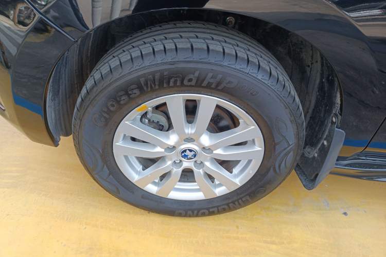 Used Venucia T70 2015 2.0L CVT Smart Choice Edition