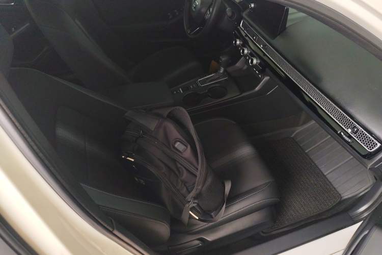 Used Honda Civic 2022 240TURBO CVT Dynamic Edition
